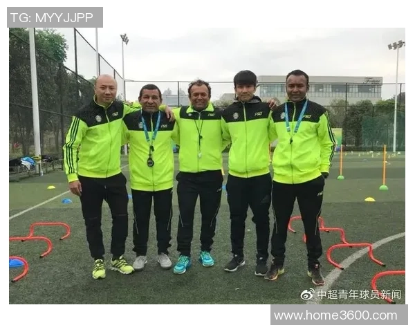 退役足球明星畅谈职业生涯与未来发展之路的深度访谈视频