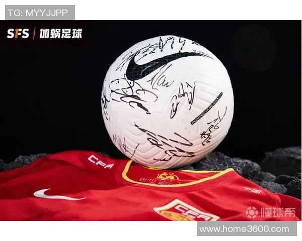足球明星签名册揭秘球场背后的故事与荣耀时刻